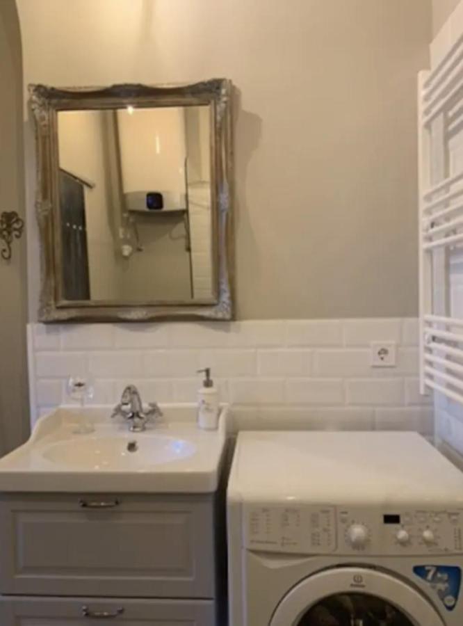Award Winning Luxury Studio In The Heart Of Budapest In Historical Building Eksteriør bilde