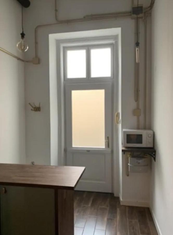 Award Winning Luxury Studio In The Heart Of Budapest In Historical Building Eksteriør bilde